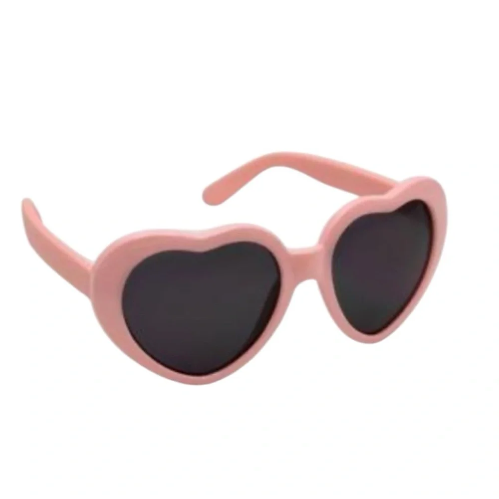 Carters Kids Pink Heart Sunglasses 100 UVA UVB Protection NWT 3/$15 ✨